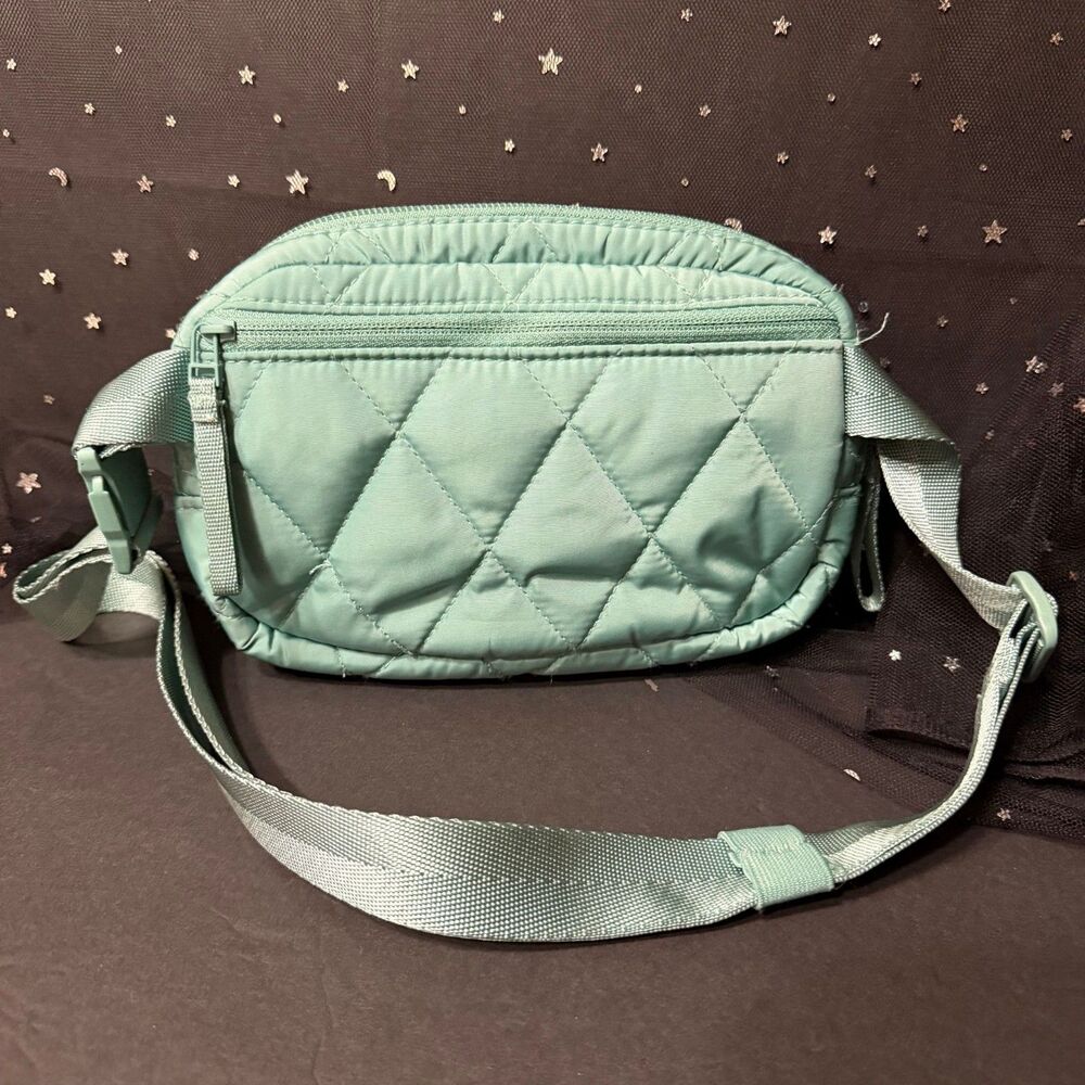 Vera Bradley Featherweight Portnoy Belt Bag Beryl Green
